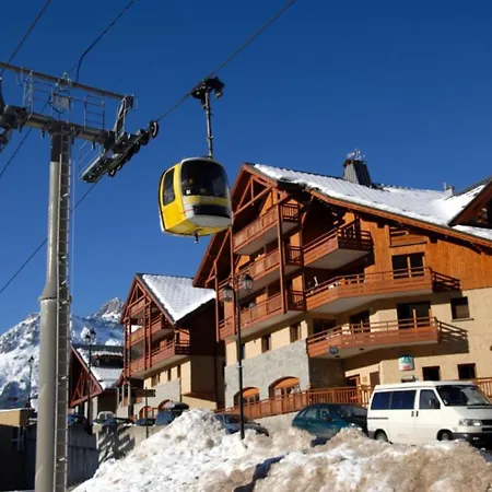 Vaujany Scm4 La Cascade Resort *